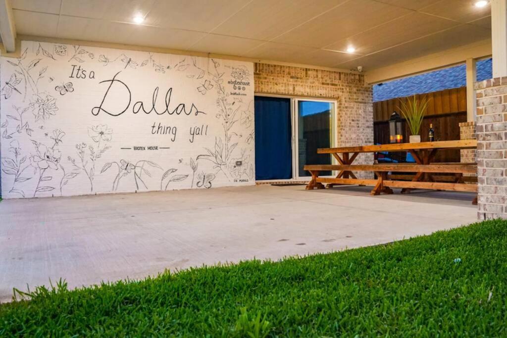 Dallas 4Br Large Yard W Hot Tub , Fire Pit And Basketball Hoop Εξωτερικό φωτογραφία